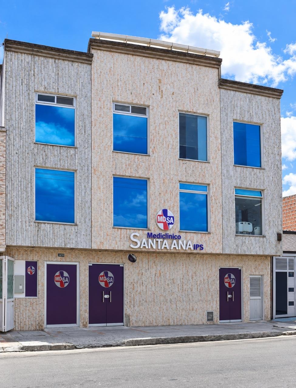 Fachada de Mediclinico Santa Ana IPS